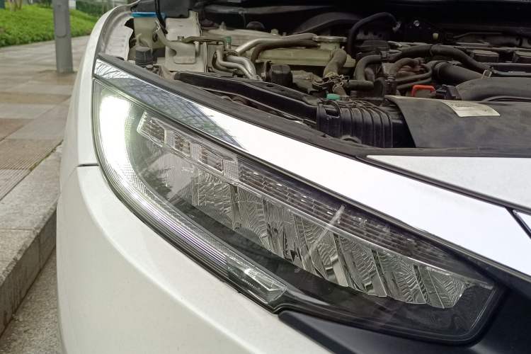 Used Honda Civic 2016 220TURBO CVT Prestige Edition Right Front Headlight