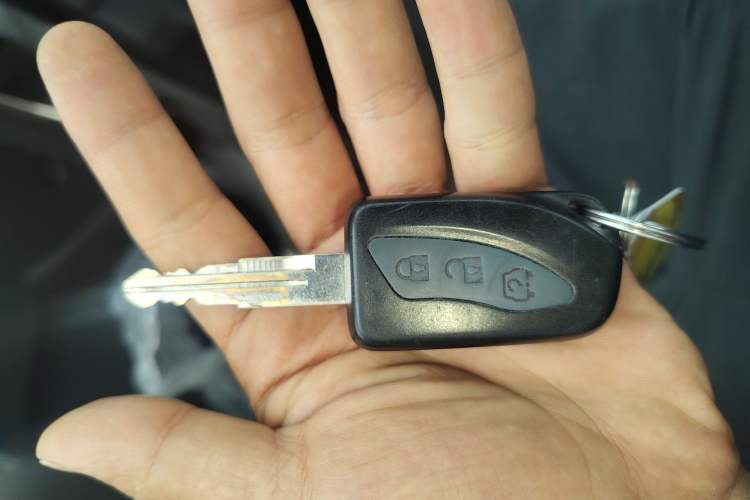 Used Dongfeng Xiaokang K05S 2016 1.2L Practical Version DK12-10
