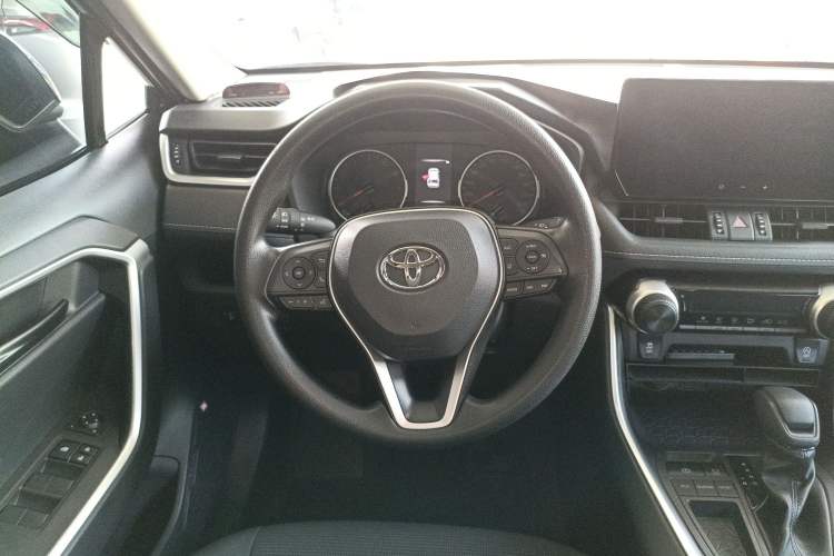 Used Toyota RAV4 2024 2.0L CVT Two-Wheel Drive Urban Edition