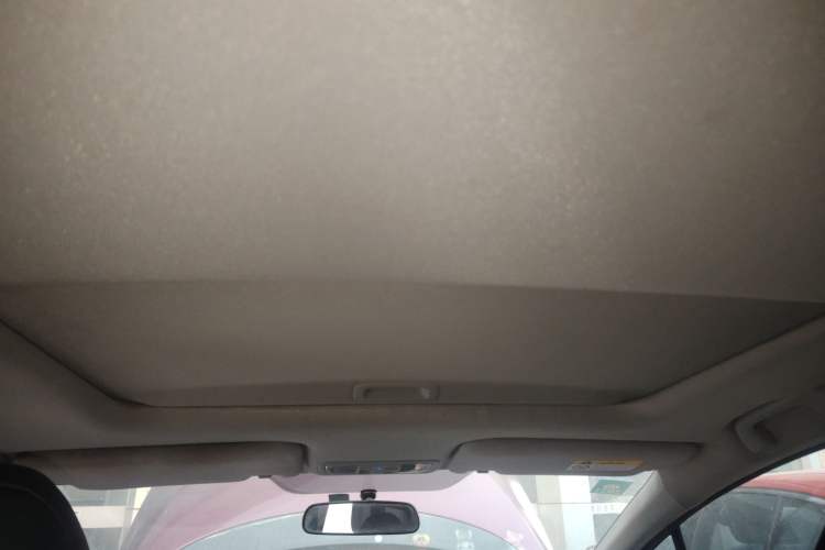 Used Honda Jade 2017 1.8L automatic Comfort version 5 seats
