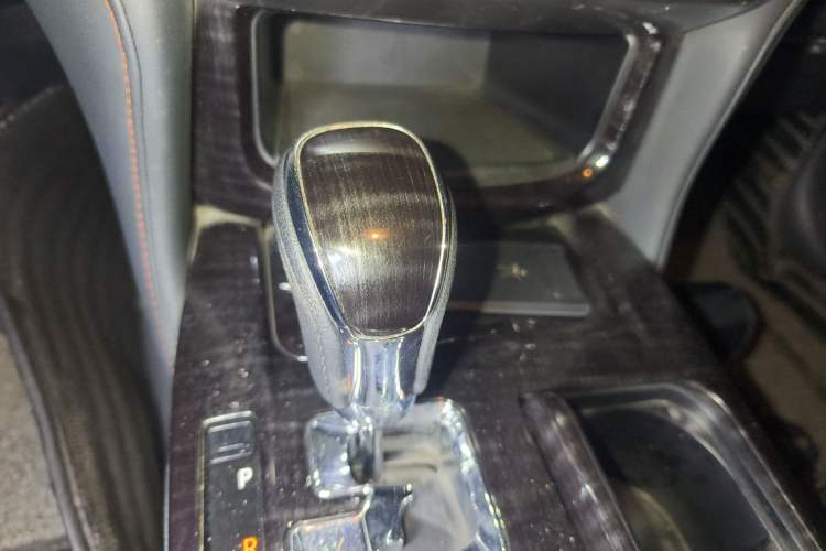 Used Toyota Crown 2015 2.5L Fashion Limited Edition