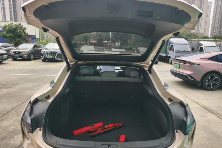 Used XPeng MONA M03 2024 620 with Ultra-Long Range
