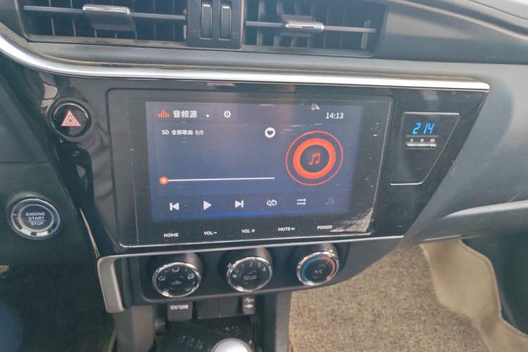 Used Toyota Corolla 2017 Revised Version 1.2T S-CVT GL-i Audio And AC Panel