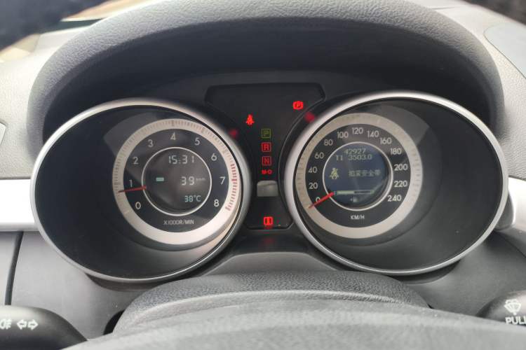 Used Bestune X80 2013 2.0L automatic comfort version