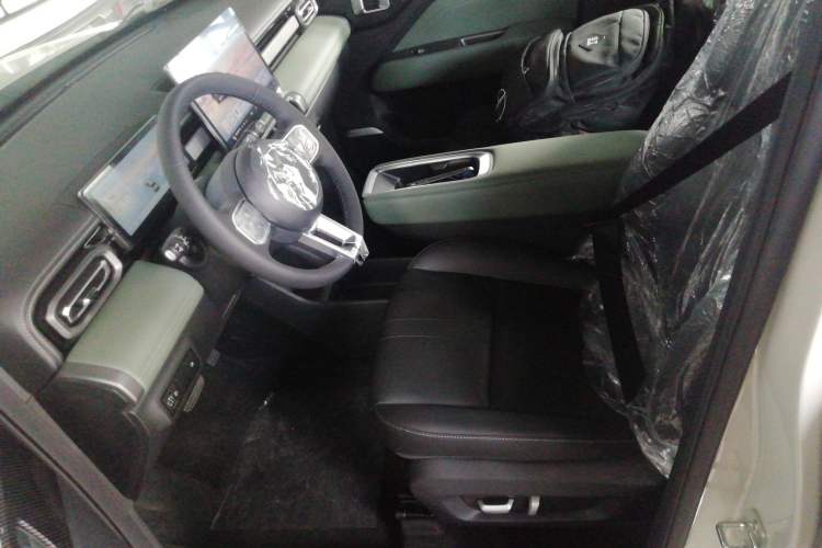 Used Baojun Spark EUV 2026 Model 401km Flagship Edition