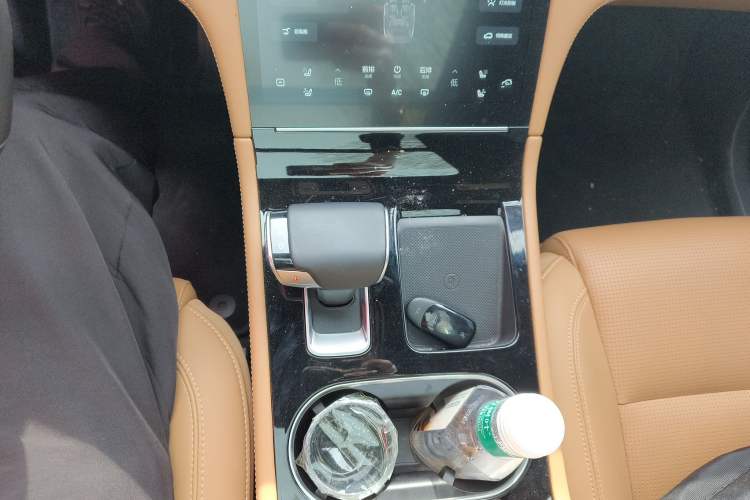 Used Li Auto ONE 2021 Extended-Range 6-Seater Version Gear Lever