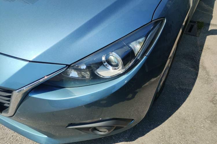 Used Mazda 3 Axela 2016 Sedan 1.5L Automatic Comfort Model Left Front Headlight