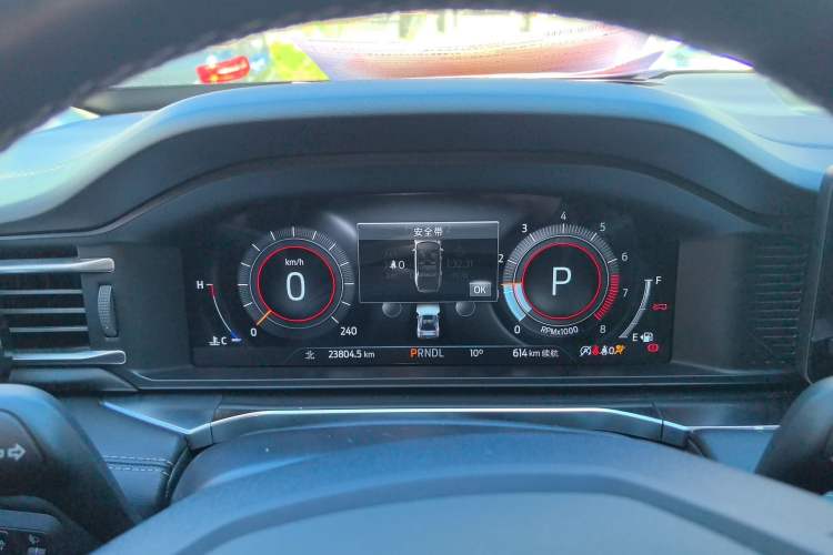 Used Ford Explorer 2023 EcoBoost 285 Four-Wheel Drive Stylish Plus Version 7 Seats
