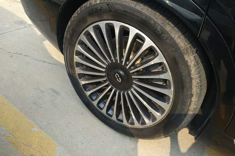 Used Hima AITO M9 2024 All-Electric Ultra Version 100 kWh 5-Seater Model Exterior 5