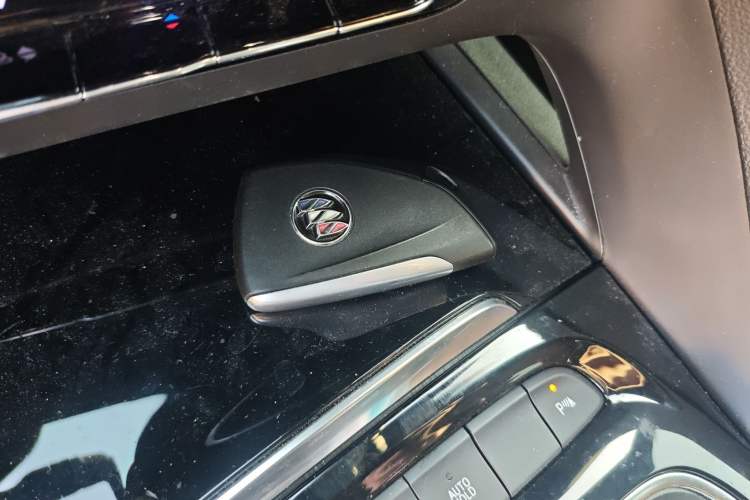 Used Buick Envision 2020 Encore S 652T Two-Wheel Drive Luxury Model