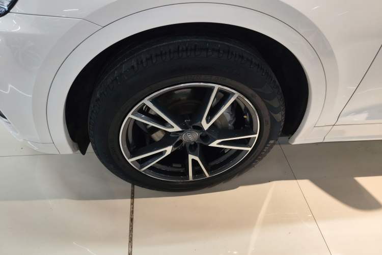 Used Audi Q5L 2018 45 TFSI Prestige Fashion Edition China VI Emission Standard
