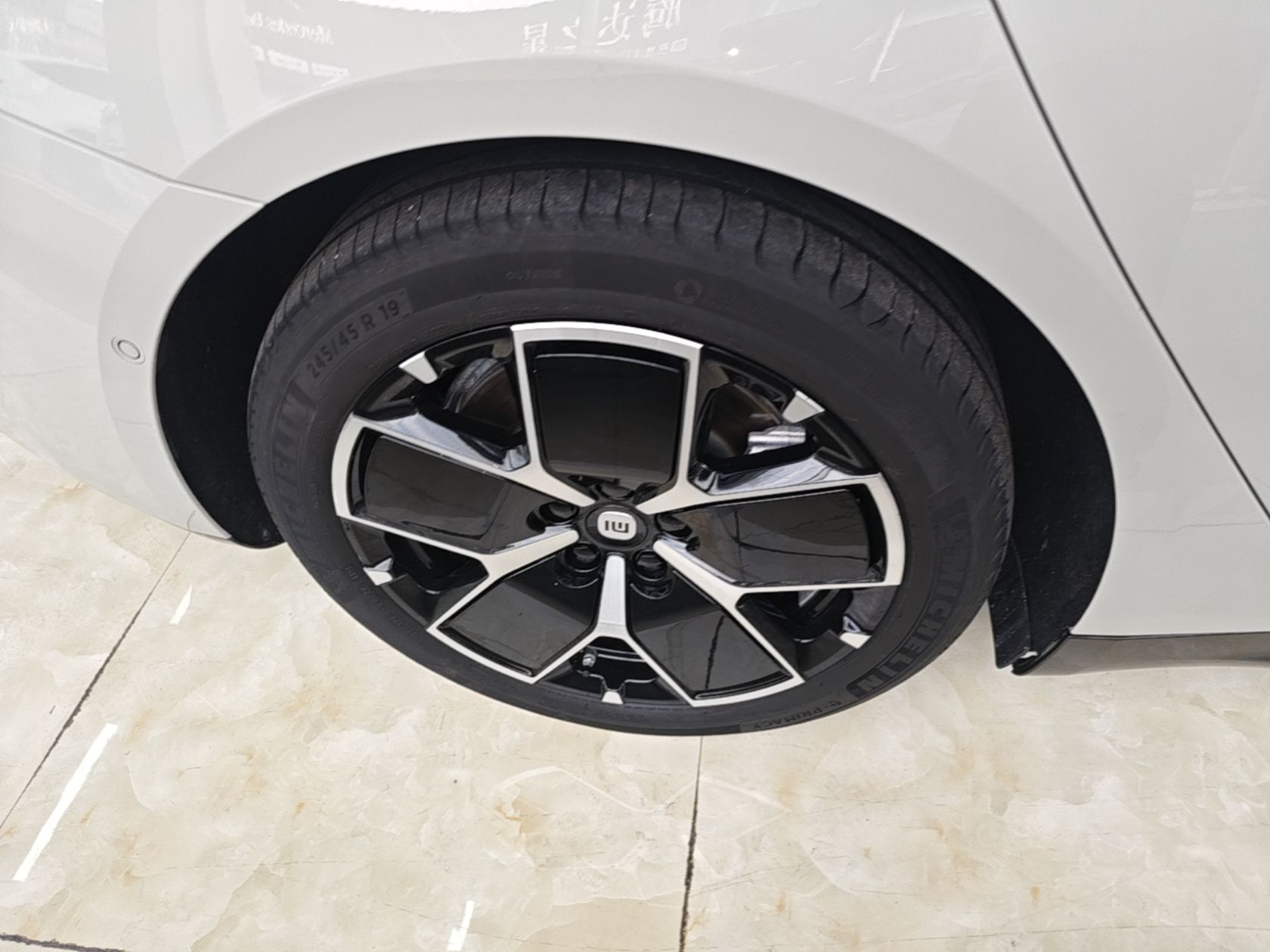 Xiaomi Auto SU7 2024 Rear-Drive Ultra-Long Range Advanced Pro-Level Intelligent Driving Version — снимка 11