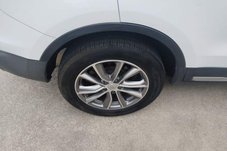 Used Geely Auto Emgrand X7 Sport 2018 1.8TD Automatic Two-Wheel Drive Smart 4G Connected Version Exterior 2
