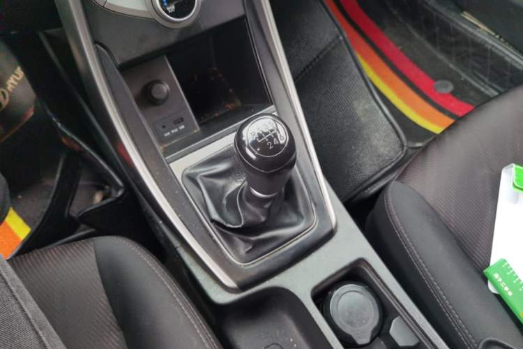 Used Hyundai Elantra (5th Generation / Langdong) 2012 1.6L Manual Fashion Edition Gear Lever