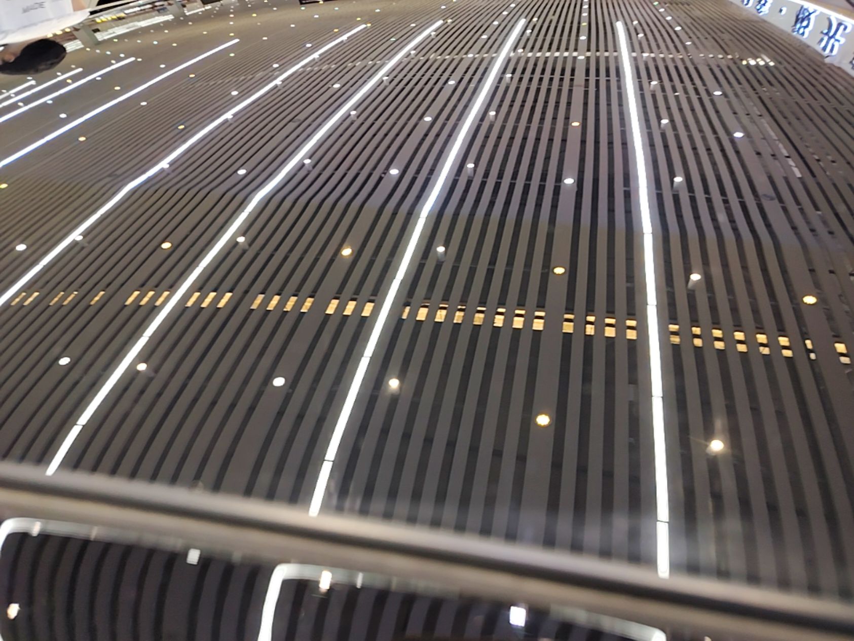 Zeekr 001 2023 WE Edition 86 kWh — снимка 7