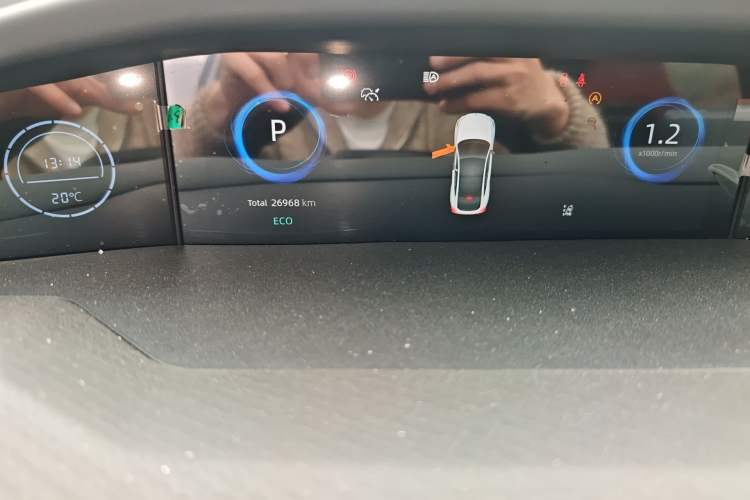 Used CHANGAN UNI-V 2023 1.5T Sport Edition
