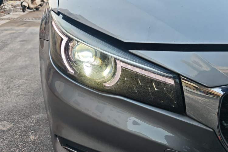 Used MG 6 2017 20T Automatic Trophy Prestige Internet Edition China V Standard
