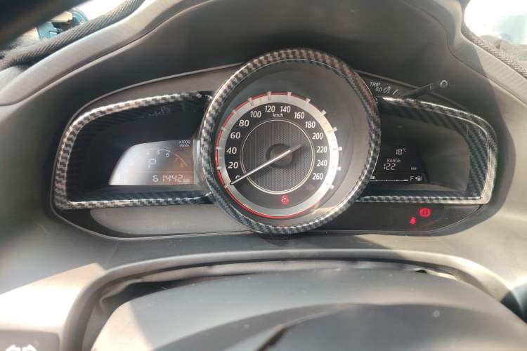 Used Mazda Mazda 3 Axela 2016 Sedan 1.5L Automatic Comfort Model
