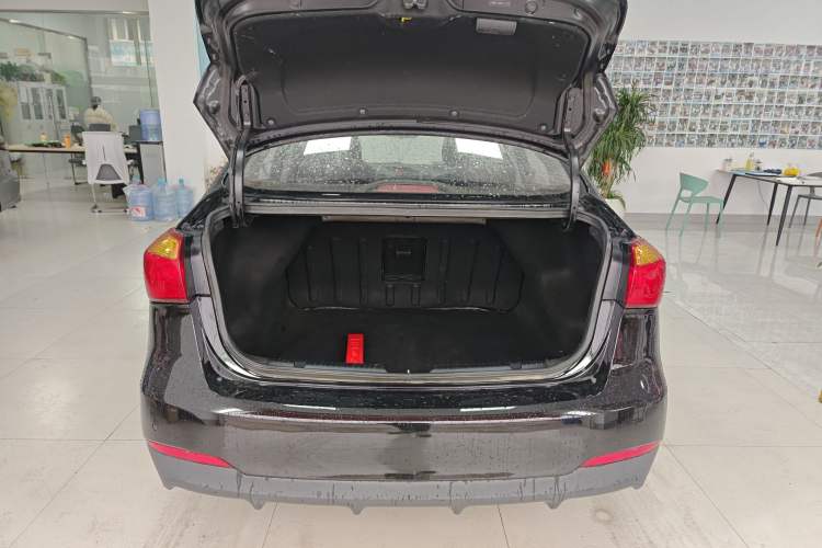 Used Kia K3 2015 1.6L Automatic GLS