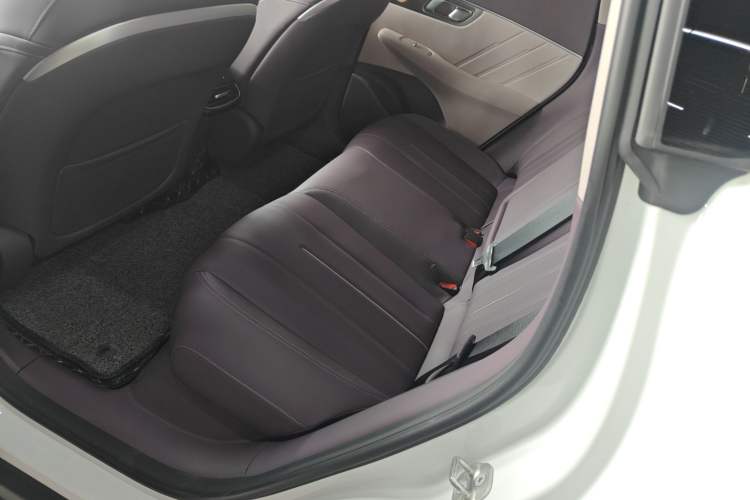 Used Deepal S07 2026 230Ultra with Huawei Qiankun ADS SE Edition Left Rear Seat