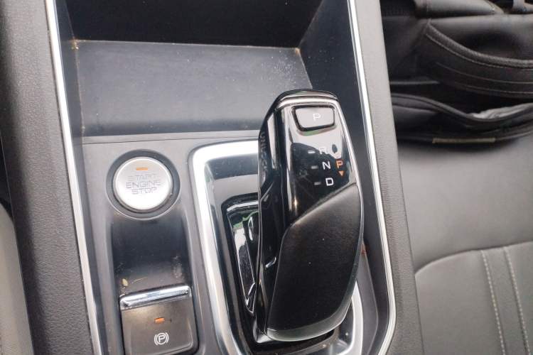 Used Dongfeng Aeolus E70 2023 500 Smart Edition Lithium Iron Phosphate 48.6 kWh 120 kW