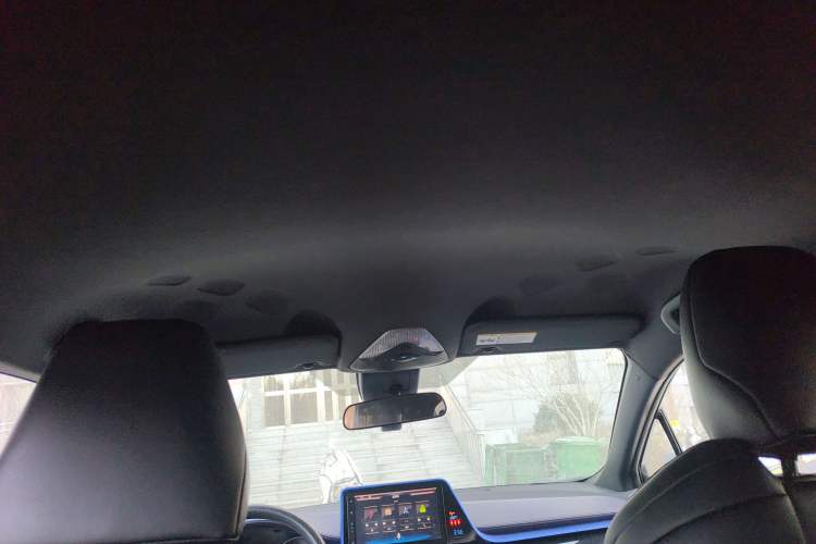 Used Toyota C-HR 2018 2.0L Leading Edition China V-standard
