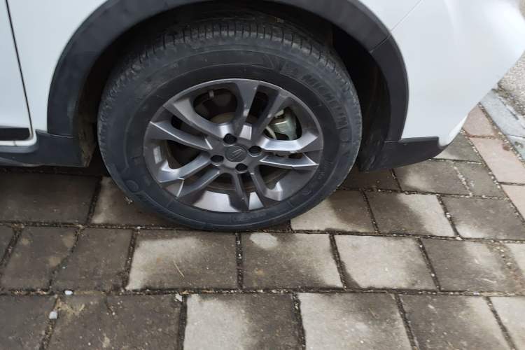 Used Geely Auto Vision X3 2020 1.5L CVT Luxury Model