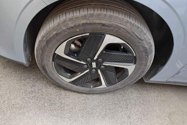 Used Geely Galaxy L6 2025 EM-i 140km Starship Edition