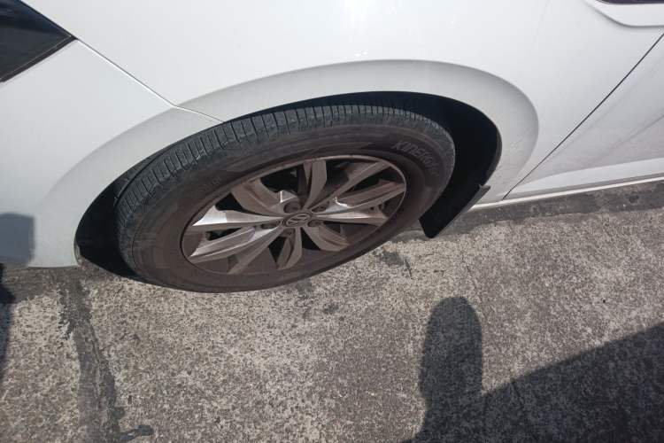 Used Volkswagen Polo 2019 Plus 1.5L Automatic Colorful Technology Edition Exterior 4