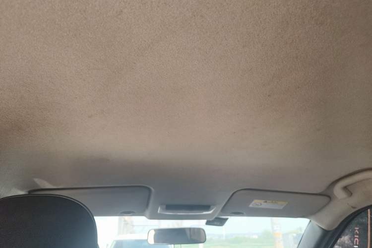 Used Nissan Kicks 2020 1.5L XE Manual Cool Edition Headliner