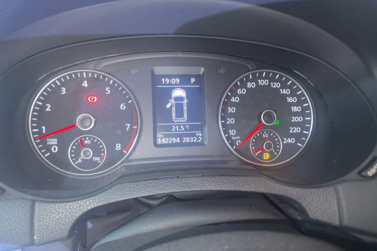 Used Volkswagen Sharan 2018 380TSI Comfort Edition 7-Seater Instrument Cluster