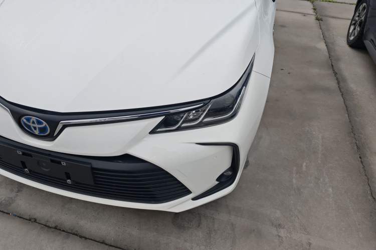 Used Toyota Corolla 2022 Dual-Motor 1.8L E-CVT Pioneer Edition
