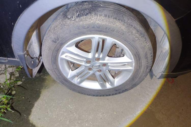 Used GAC Trumpchi GS5 2012 2.0L Manual Two-Wheel-Drive Anniversary Limited Edition
