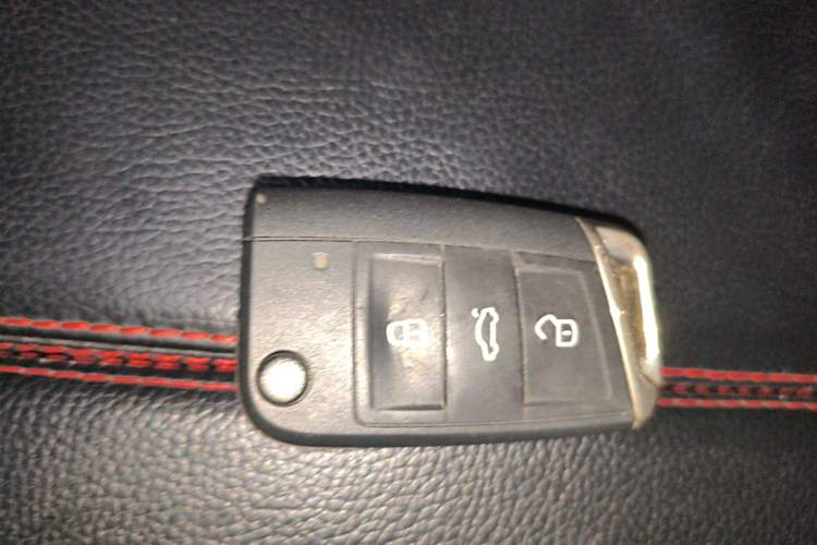 Used Volkswagen Teramont 2019 330TSI Two-Wheel-Drive Luxury Edition China VI Standard
