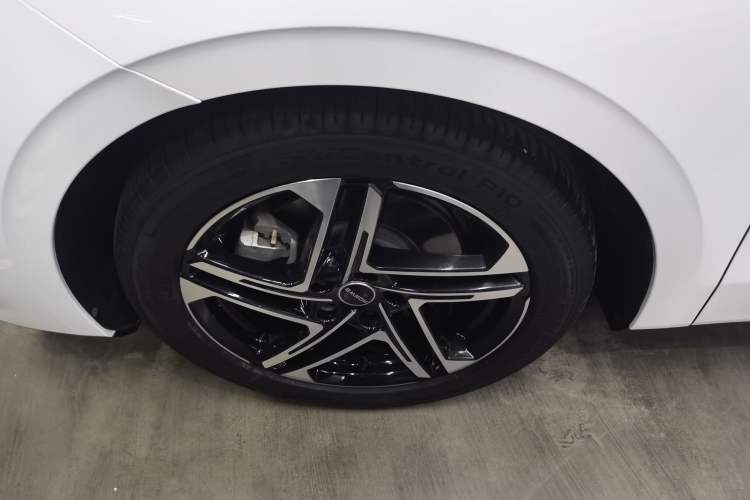 Used Roewe D7 2023 EV 510km Rear-Drive Flagship Edition
