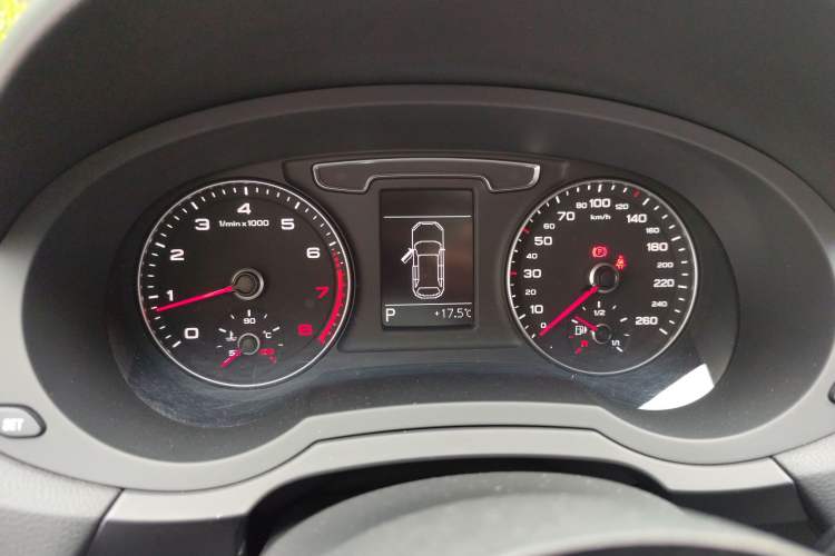 Used Audi Q3 2018 30th Anniversary Edition 30 TFSI Fashion Model