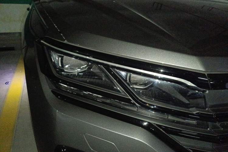 Used Volkswagen Touareg 2022 3.0 TSI Luxury Edition Black Diamond Sport Package