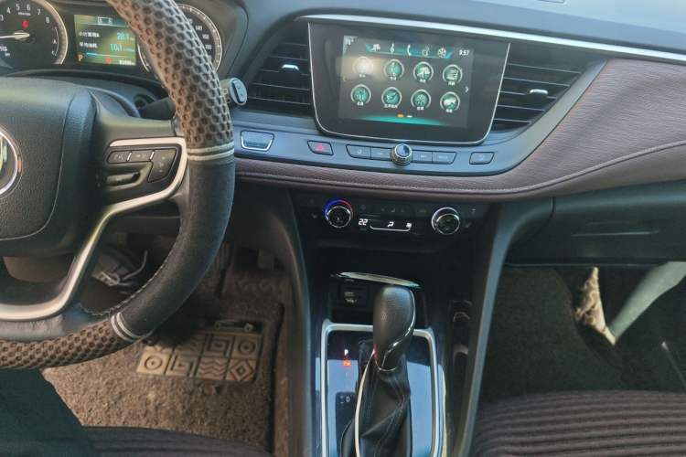 Used Buick GL6 2018 18T 6-Seater Luxury Model