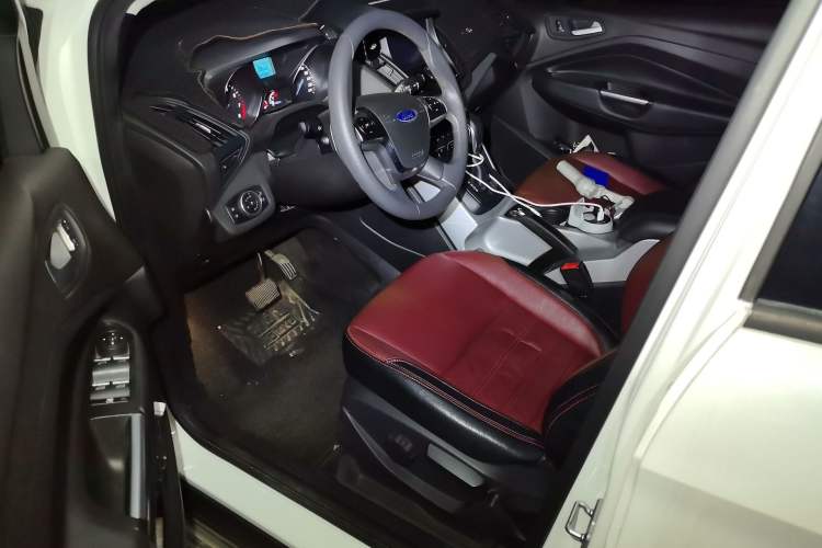 Used Ford Kuga 2015 1.5L GTDi Two-Wheel-Drive Comfort Model