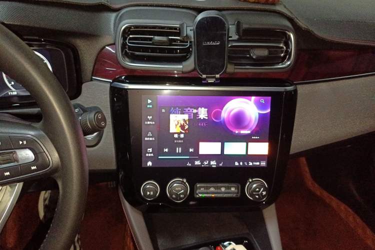 Used Lynk & Co 02 2019 High-Energy Edition 2.0T Automatic Two-Wheel Drive Shine Pro Edition China VI Standard
