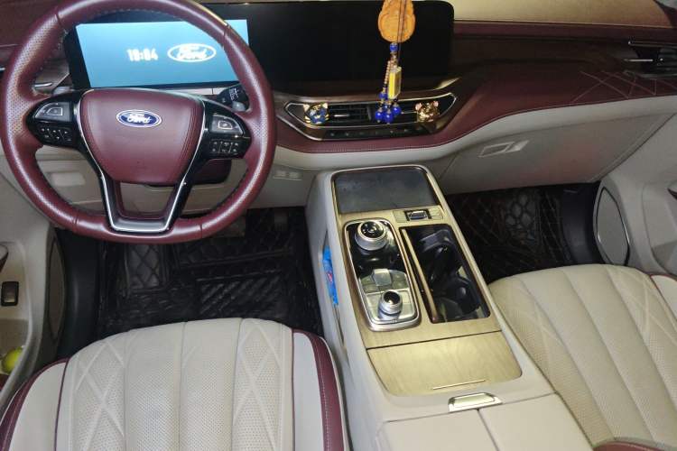 Used Ford Equator 2021 EcoBoost 225 Premier PLUS 6-Seater Center Console