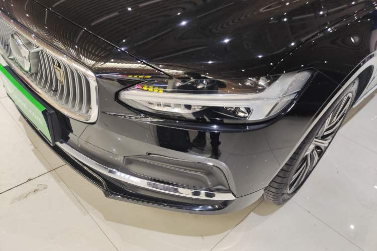 Used Volvo S90 2022 B5 Zhiyuan Luxury Edition