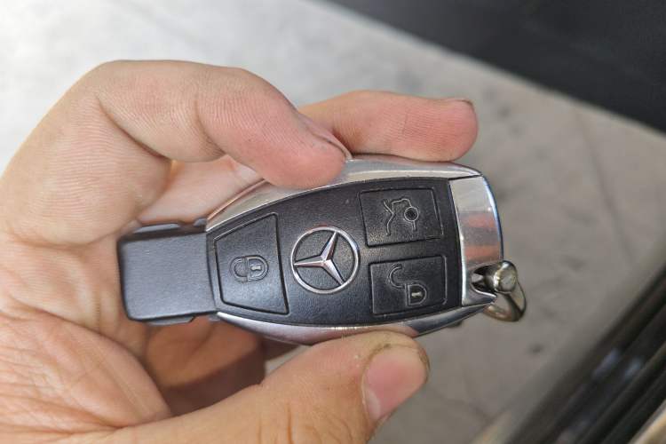 Used Mercedes-Benz E-Class 2009 E 300 Fashion Model
