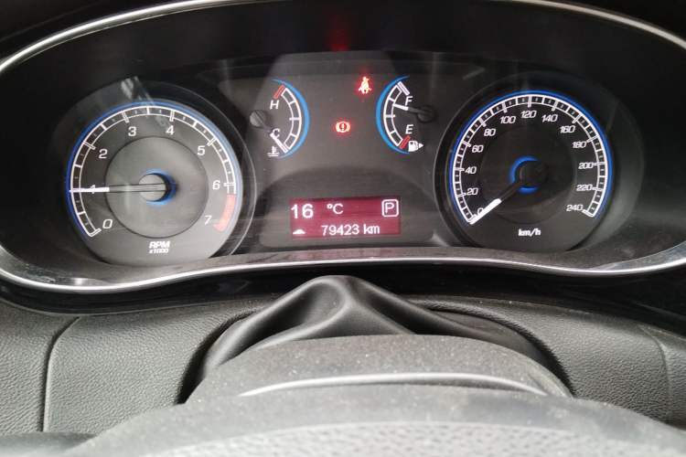 Used Fiat Viaggio 2012 1.4T Automatic Enjoyment Edition Odometer Close Up