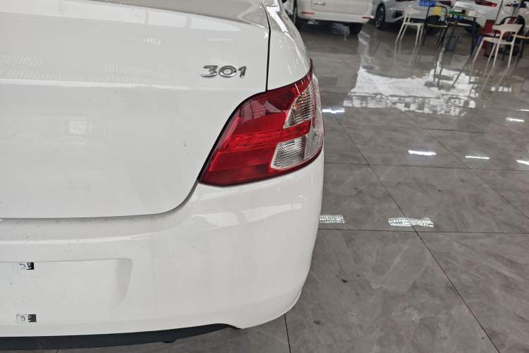 Used Peugeot 301 2016 1.6L Manual Happiness Edition