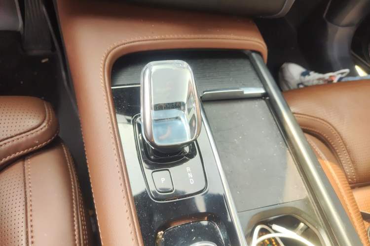 Used Volvo XC90 New Energy 2021 E-Drive Hybrid T8 Luxury Flagship 7-Seater Gear Lever