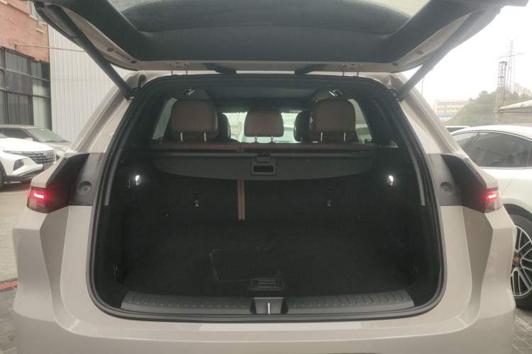 Used Li Auto L6 2025 Pro Smart Refresh Edition
