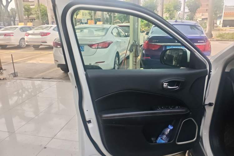 Used Jeep Compass 2017 200T Automatic Family Edition