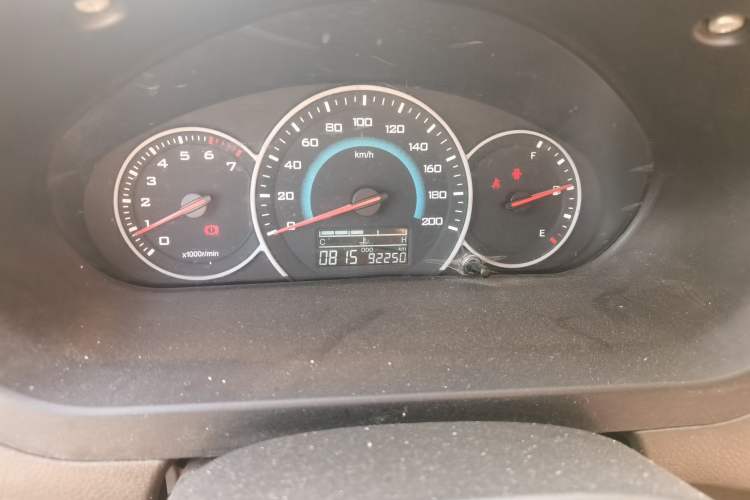 Used Wuling Rongguang V 2016 1.5L Practical Version Non-Power-Assisted