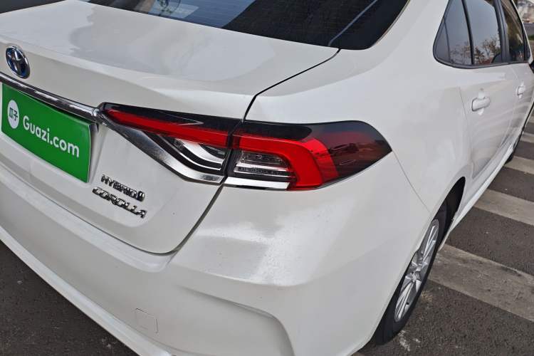 Used Toyota Corolla 2021 Dual-Engine 1.8L E-CVT Pioneer Edition
